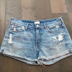 Mother teaser jean shorts size 28